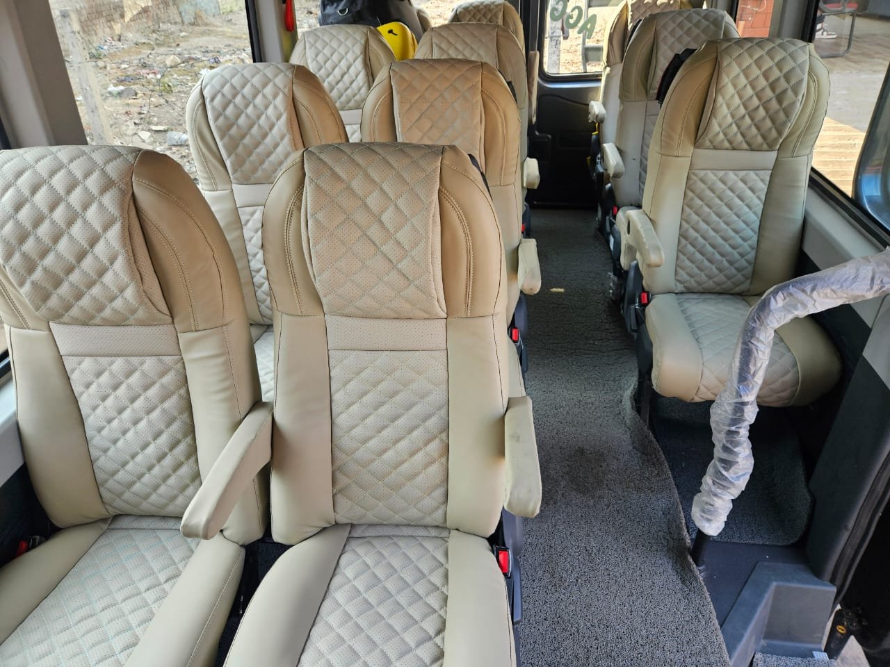 WhatsApp Image 2025-12-04 at 16.06.47_3e51a2f9.jpg - Supreme Car Rental